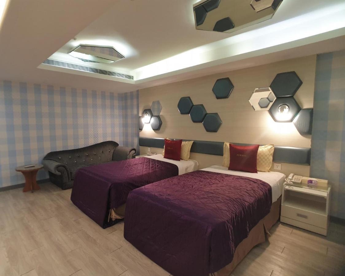 Surreal Motel Hsinchuang Exterior foto